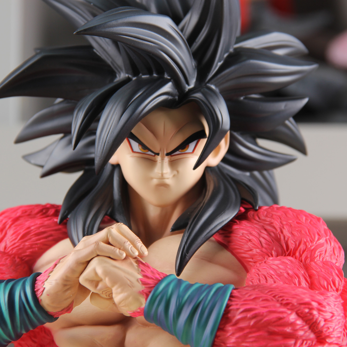 JT Dragon Ball Super Saiyan 4  - đánh giá và giá Resin Art Goku
