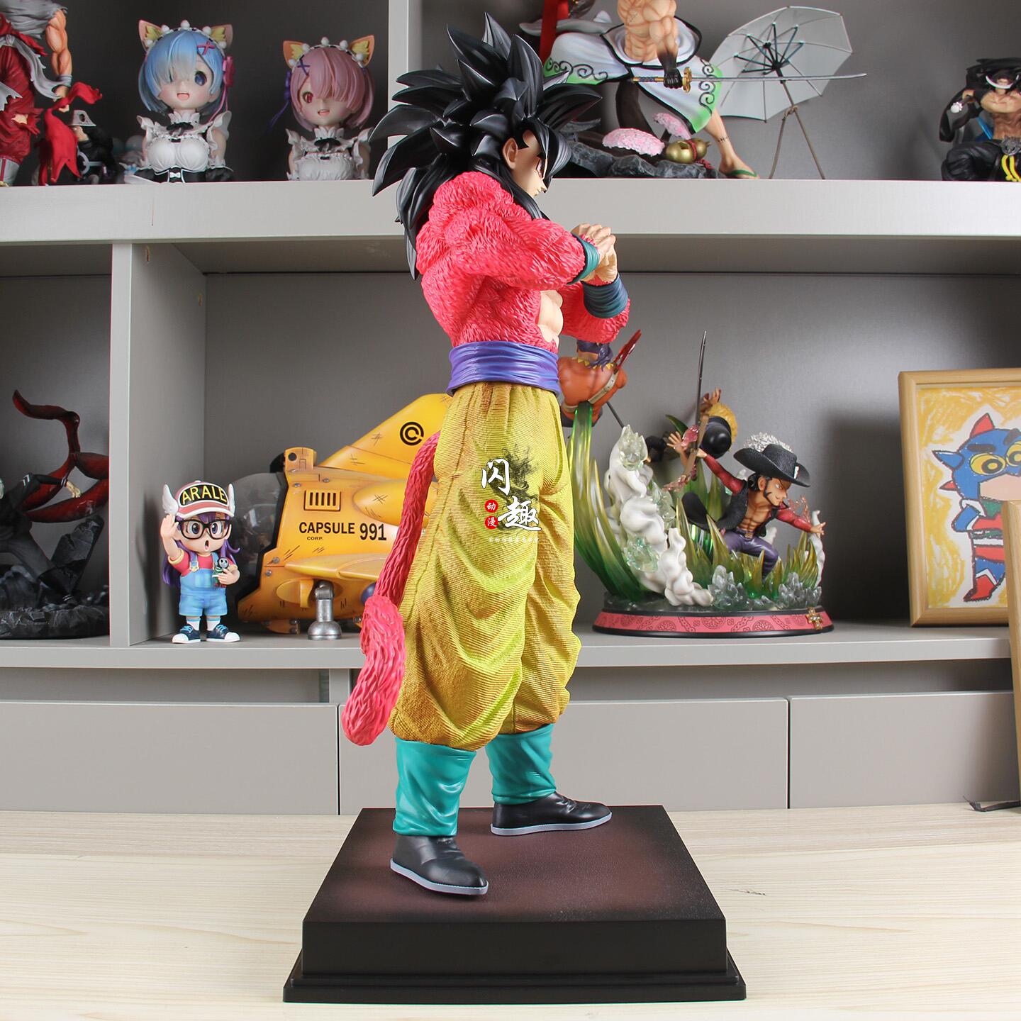 JT Dragon Ball Super Saiyan 4  - đánh giá và giá Resin Art Goku