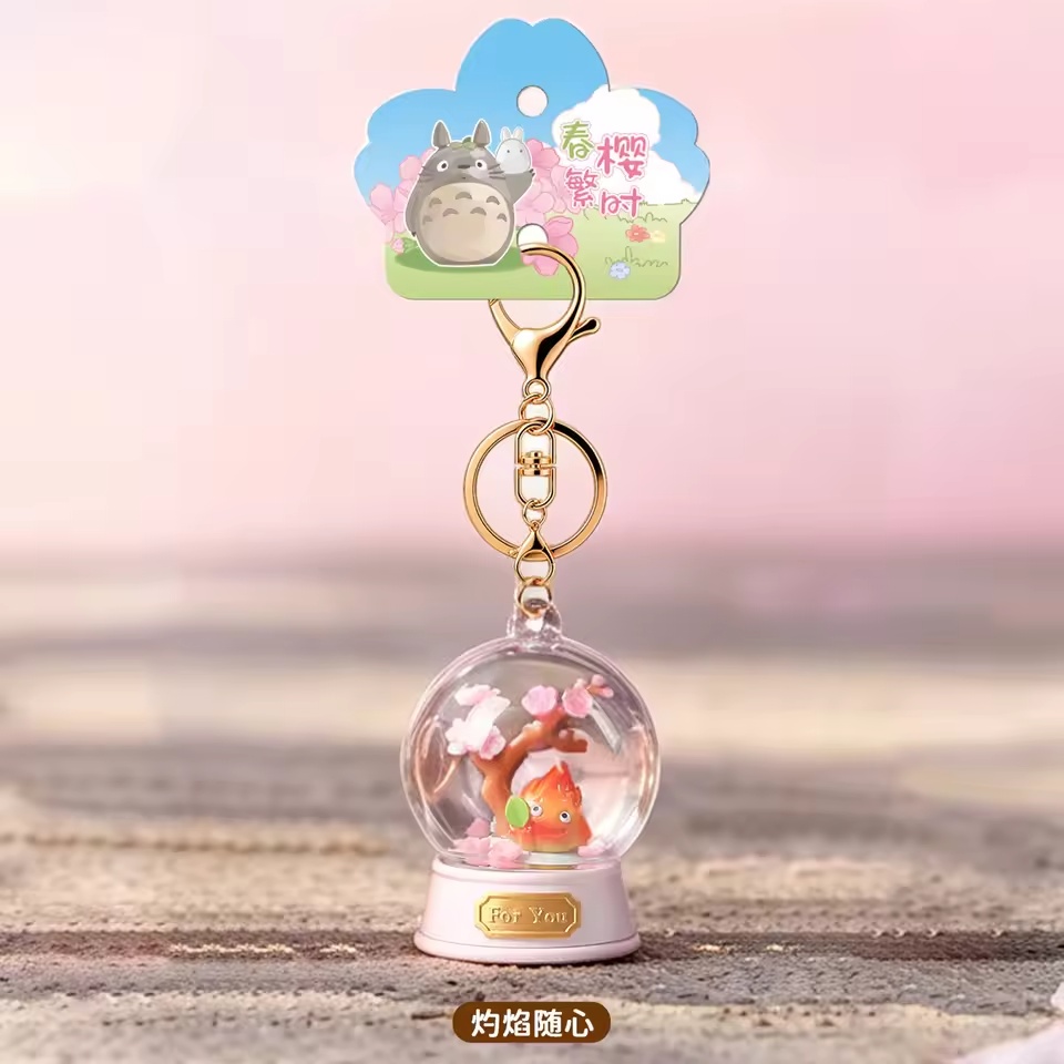 Hayao Miyazaki Keychain Cherry - đánh giá và giá Resin Art Case